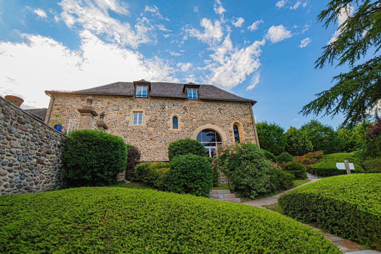 Chateau De La Falque, The Originals Relais Saint-Geniez-dʼOlt Buitenkant foto